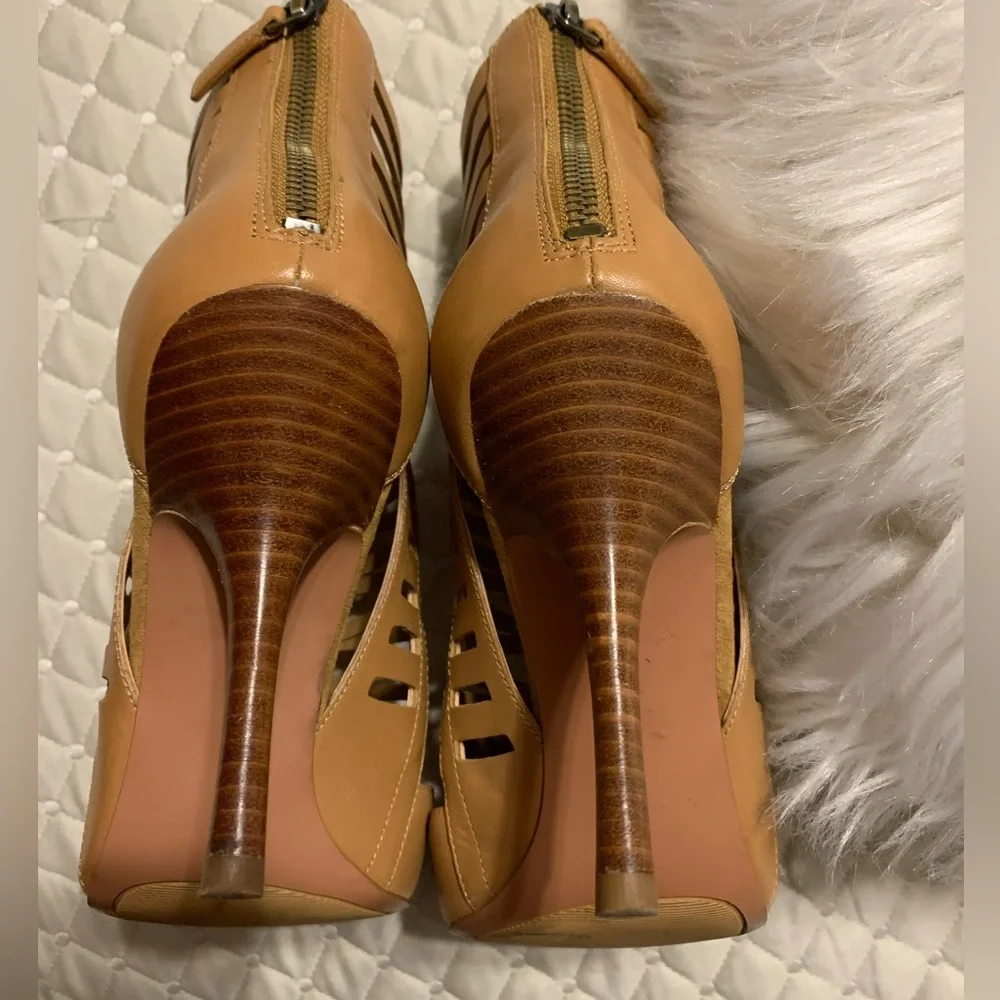 Nine West Bessy Tan Leather Bootie Size 7 - Picture 5 of 10